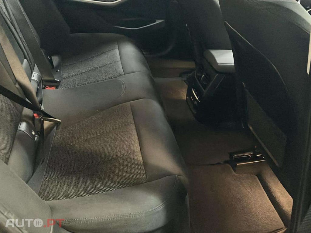 BMW 330 e Corporate Edition Auto