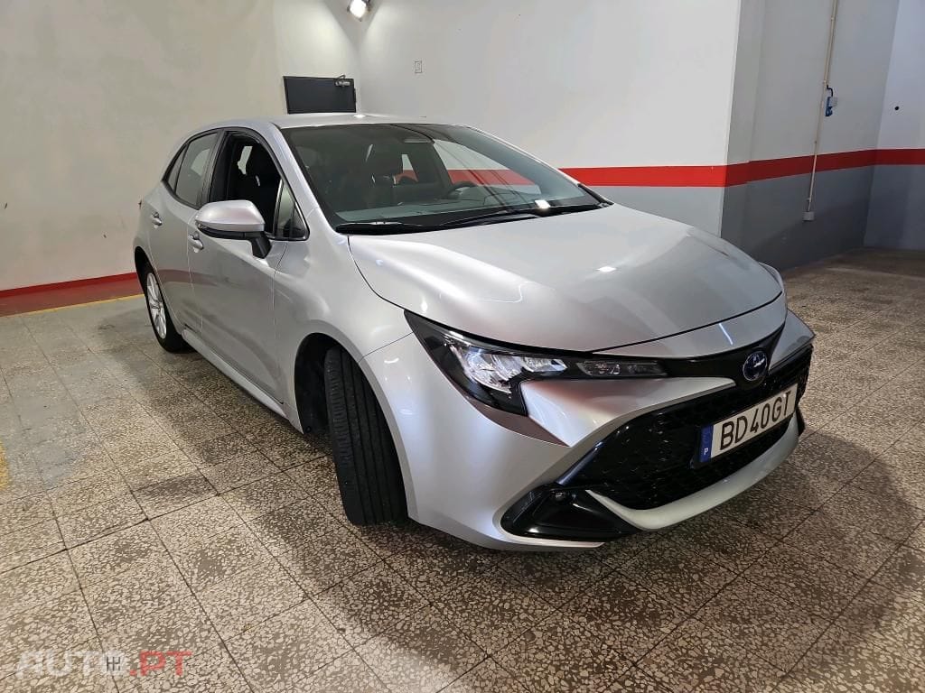 Toyota Corolla 1.8 Hybrid Comfort