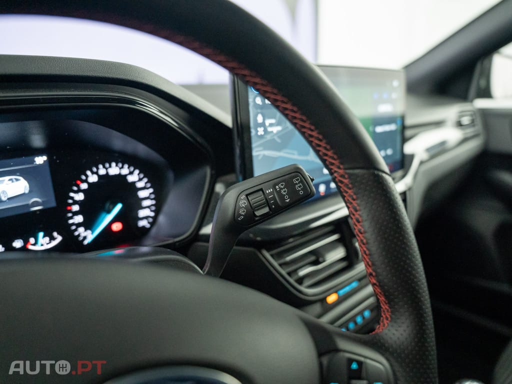 Ford Focus 1.0 EcoBoost MHEV ST-Line