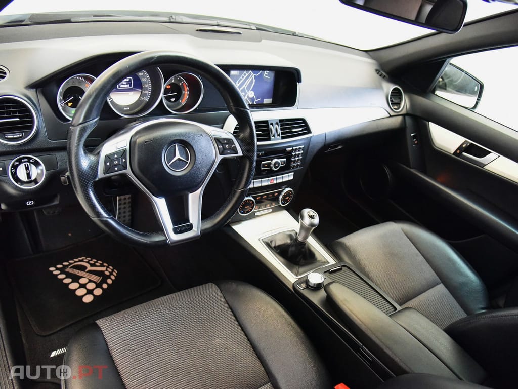Mercedes-Benz C 250 CDI AMG SPORTS PACKAGE
