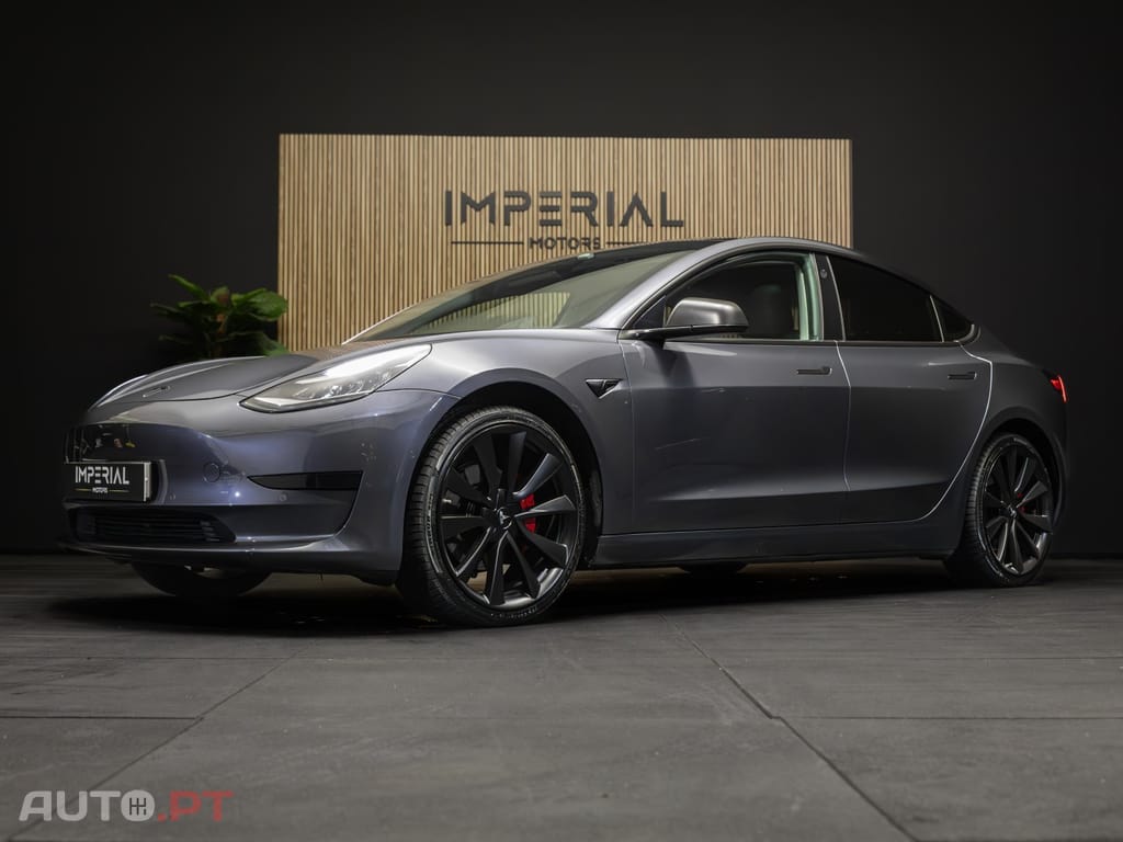 Tesla Model 3 Long-Range Dual Motor AWD