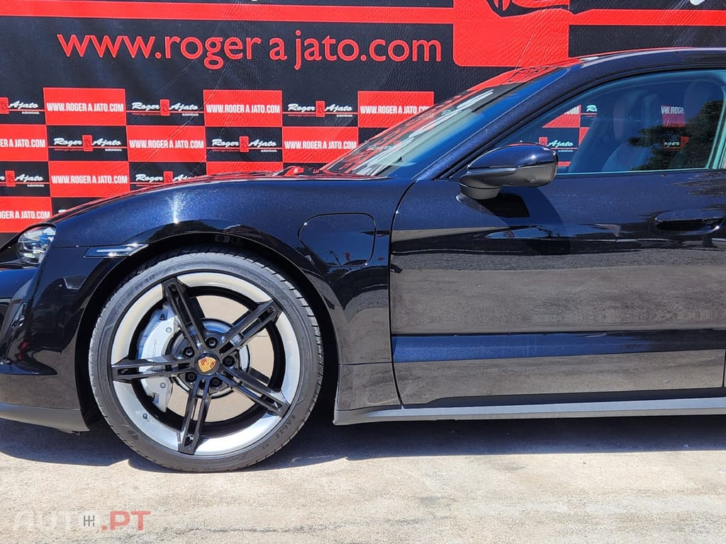 Porsche Taycan 4S bateria Performance Plus