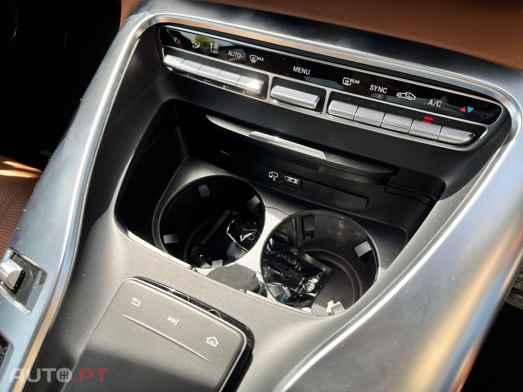 Mercedes-Benz AMG GT Coupe  V8 