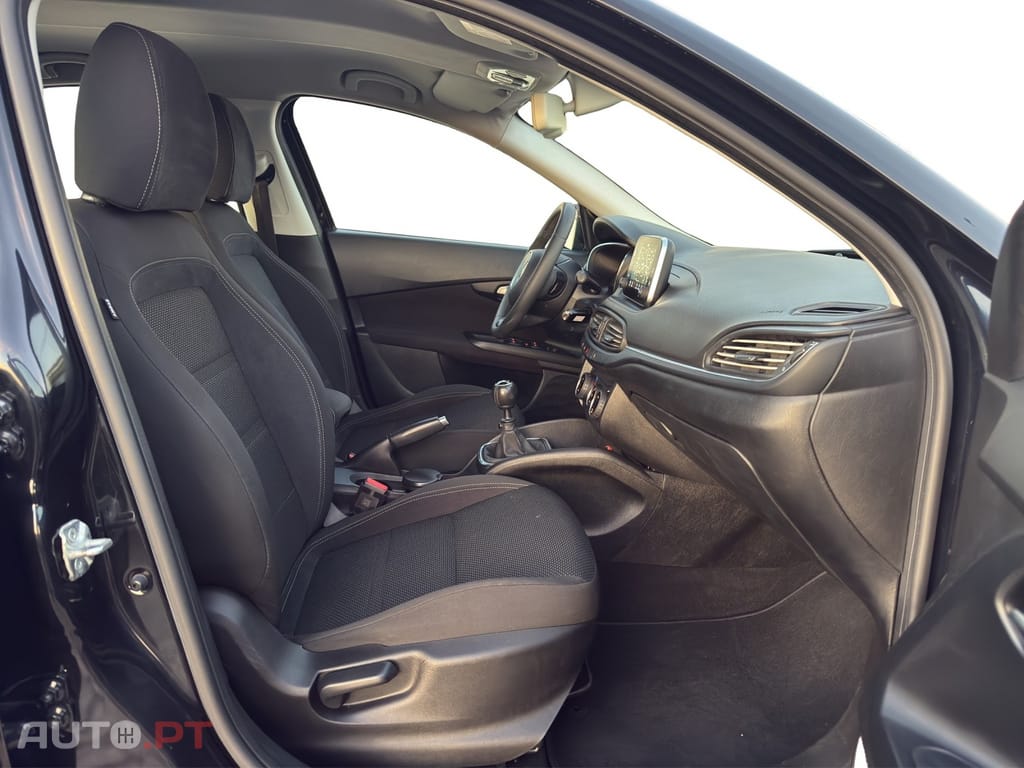 Fiat Tipo 1.6 M-Jet Lounge