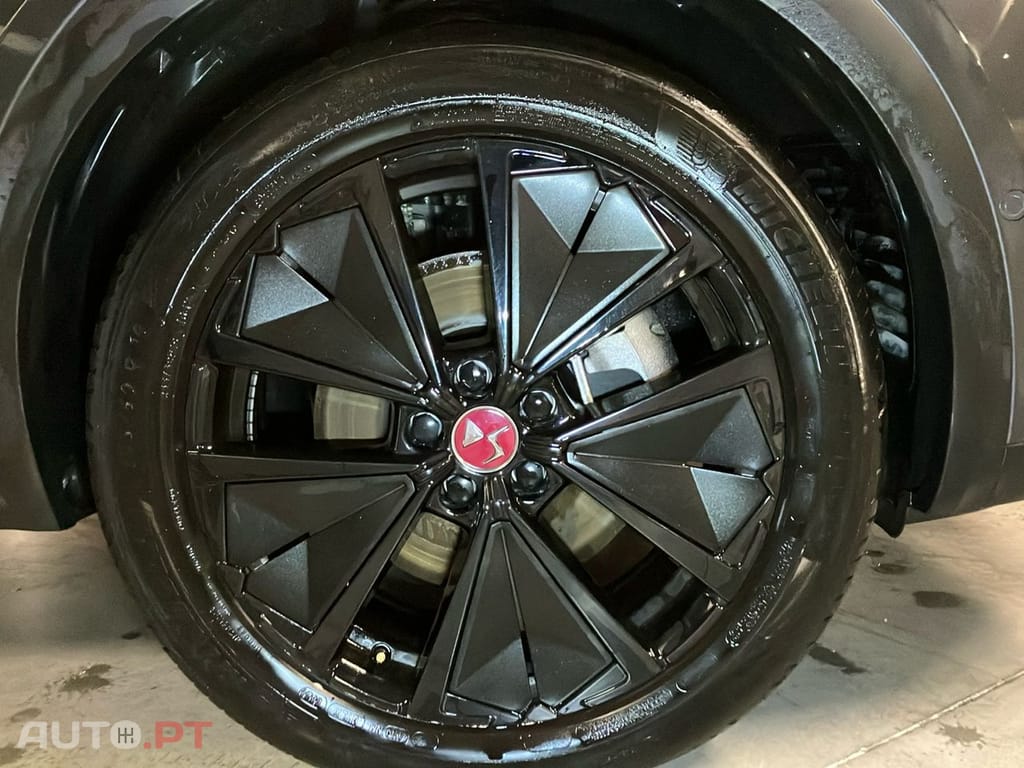 DS DS7 Crossback E-Tense Performance Line+ EAT8