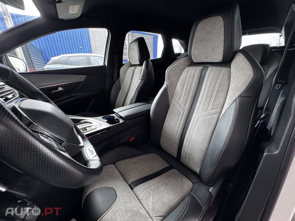 Peugeot 3008 1.6 Hybrid4 GT Pack e-EAT8
