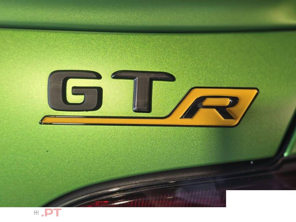 Mercedes-Benz AMG GT R