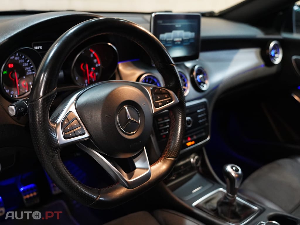 Mercedes-Benz CLA 200 d AMG Line