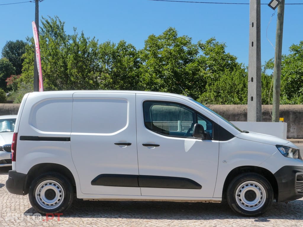Peugeot Partner 1.6 BlueHDi L1 Premium 3L