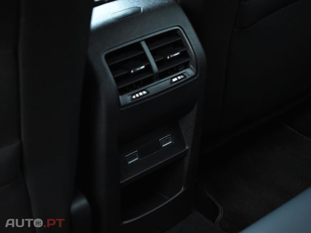 Peugeot E-308 54 kWh GT