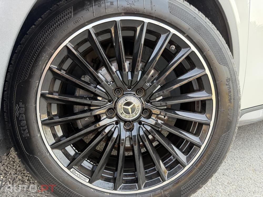 Mercedes-Benz GLA 180 d AMG Line