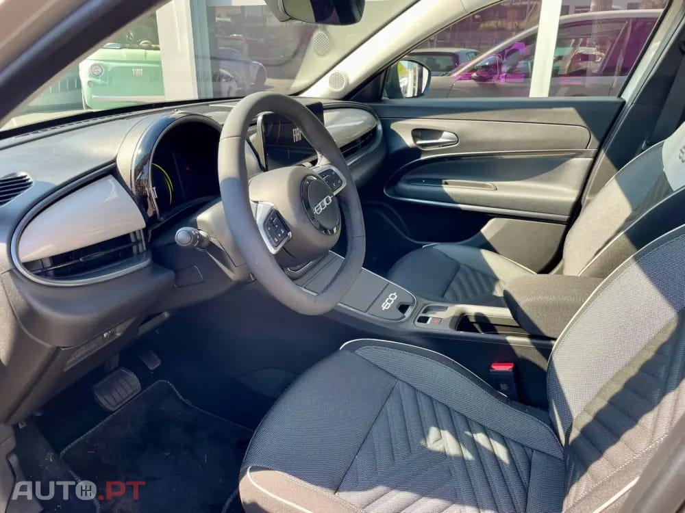Fiat 600 1.2 Hybrid Icon