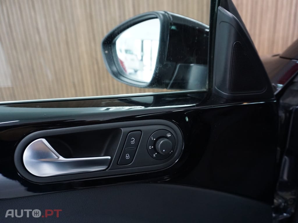 Volkswagen New Beetle 1.2 TSI BlueMotion Technologie Design