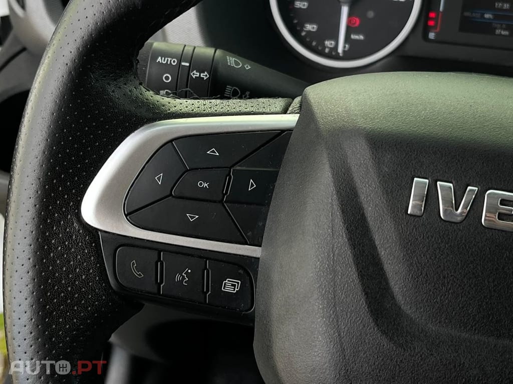 Iveco Daily 35 - 180 CAIXA AUTOMATICA