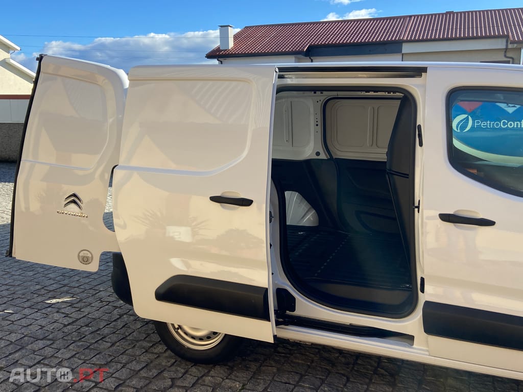Citroen Berlingo 1.6 HDI 100 CV  CARPALY (dupla porta lateral)