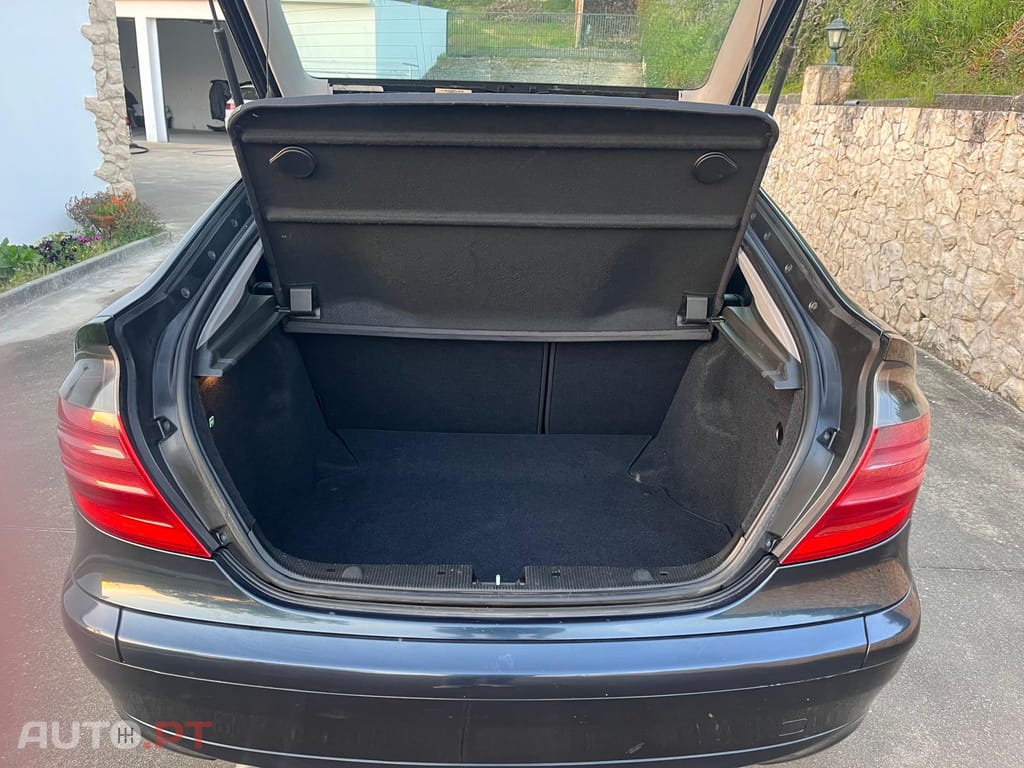 Mercedes-Benz C 220 Coupé