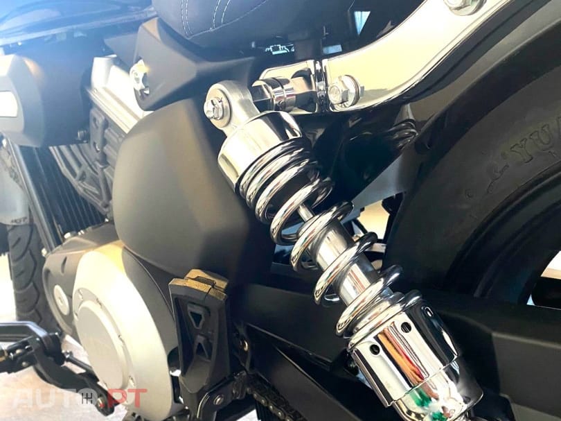 Mitt 125 MB V-TWIN