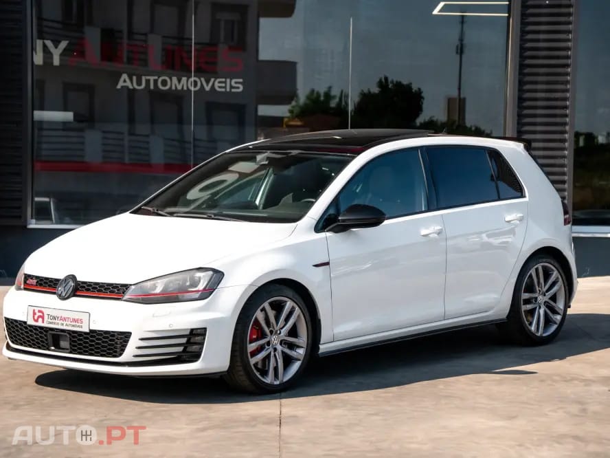 Volkswagen Golf 2.0 TSi GTi DSG Performance