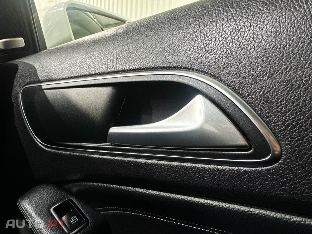 Mercedes-Benz A 180 d 7G-DCT AMG Line