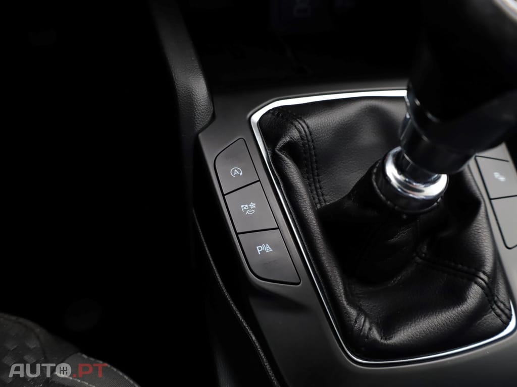 Ford Focus 1.0 EcoBoost MHEV Connected