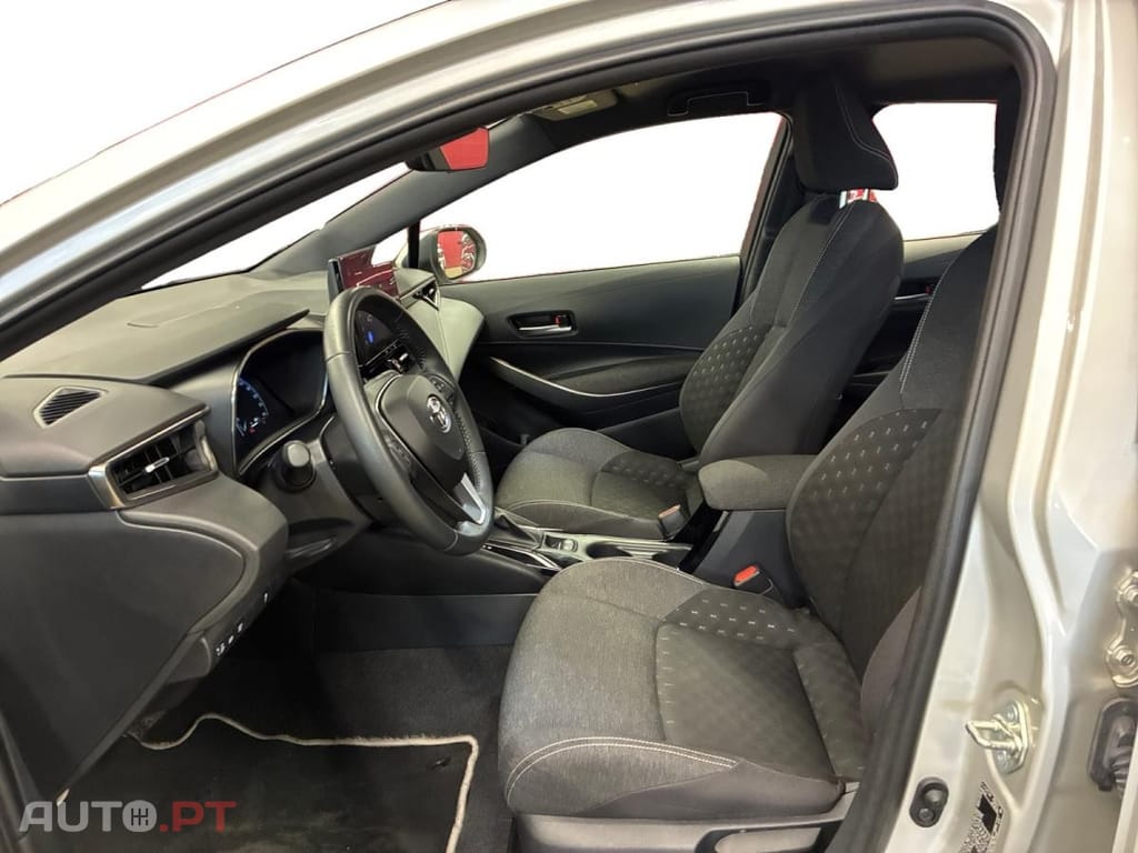 Toyota Corolla Pro 1.8 Hybrid Dynamic Business