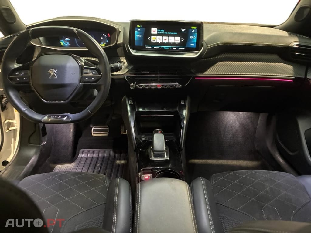 Peugeot E-2008 50 kWh GT Pack