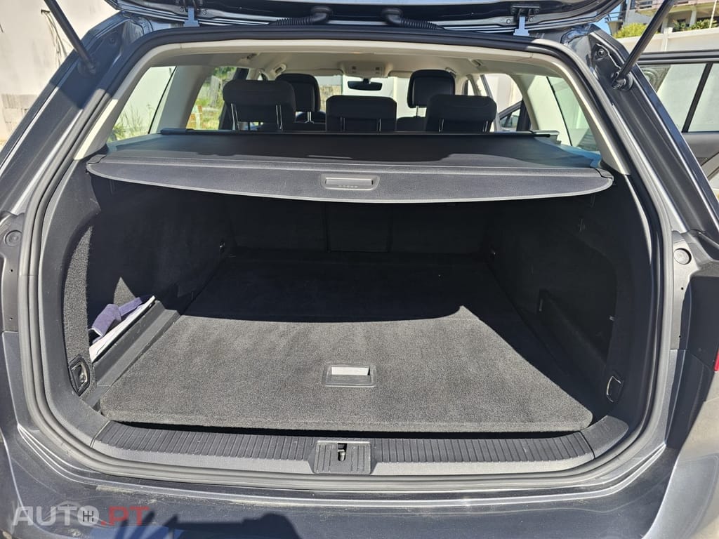 Volkswagen Passat 1.6 TDI Confortline