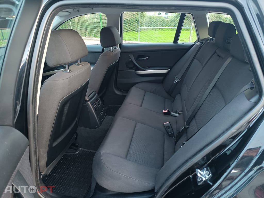BMW 320 320d touring