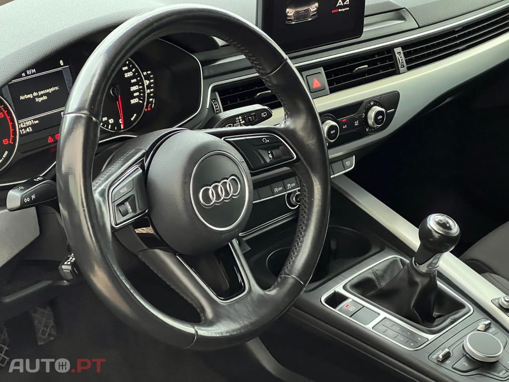 Audi A4 Avant 2.0 TDI Business Line