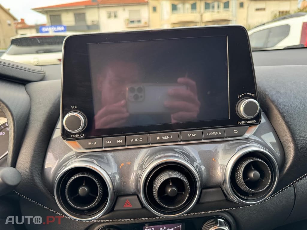 Nissan Juke 1.0 DIG-T N-Connecta NAV.+TwoTone NC