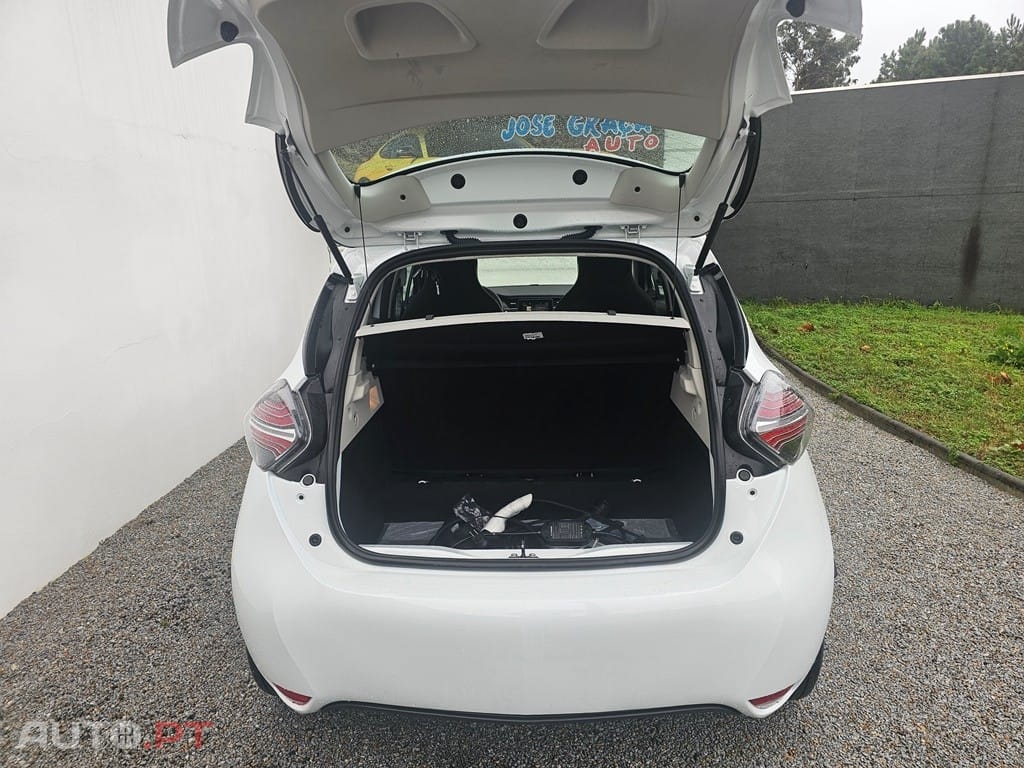 Renault Zoe (c/ Bateria) E-Tech EV50 Equilibre