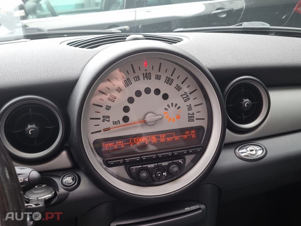 MINI Cabrio Cooper D