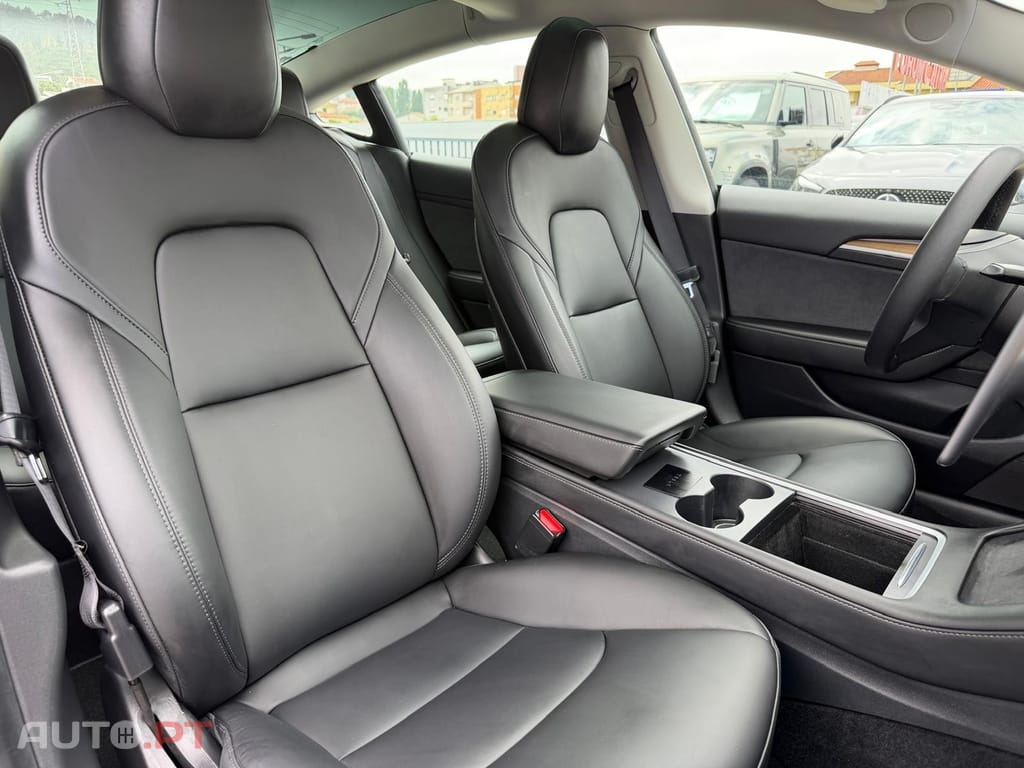 Tesla Model 3 Long Range Tração Integral Premium