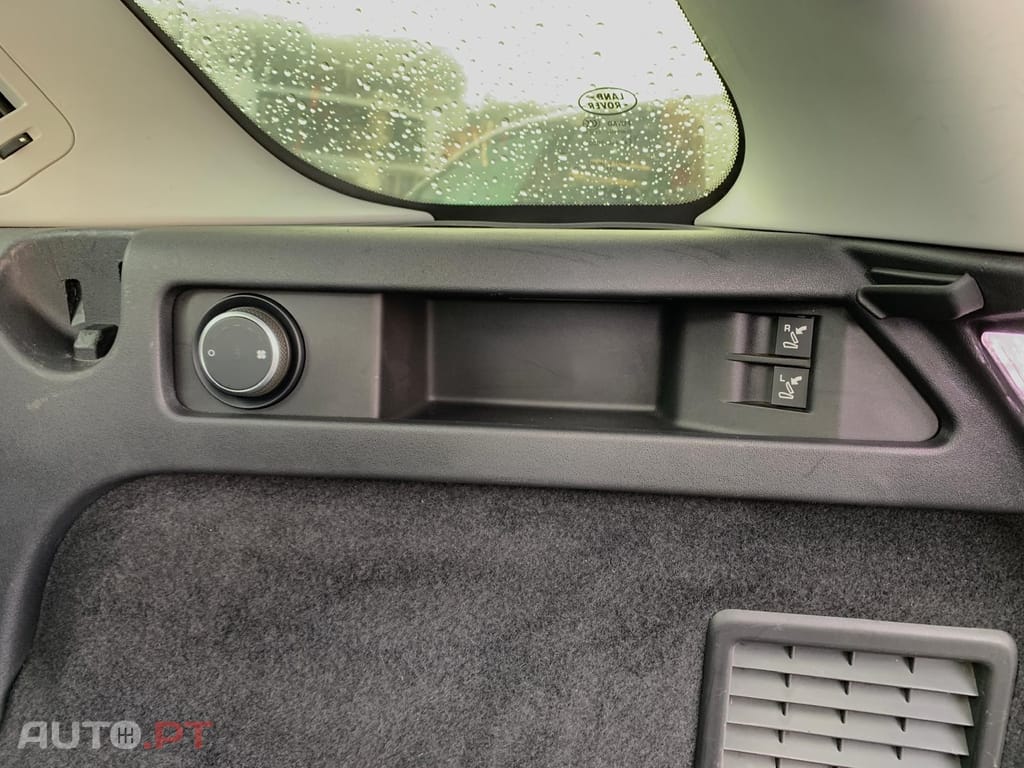 Land Rover Discovery Sport 2.0 TD4 HSE Luxury 7L Auto