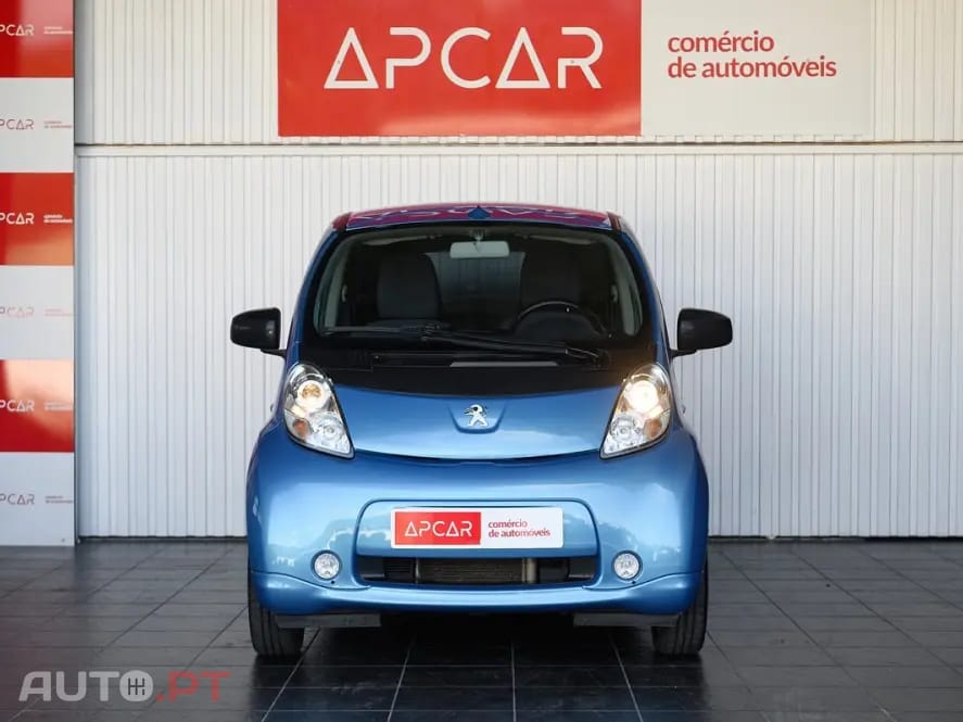 Peugeot iOn Active