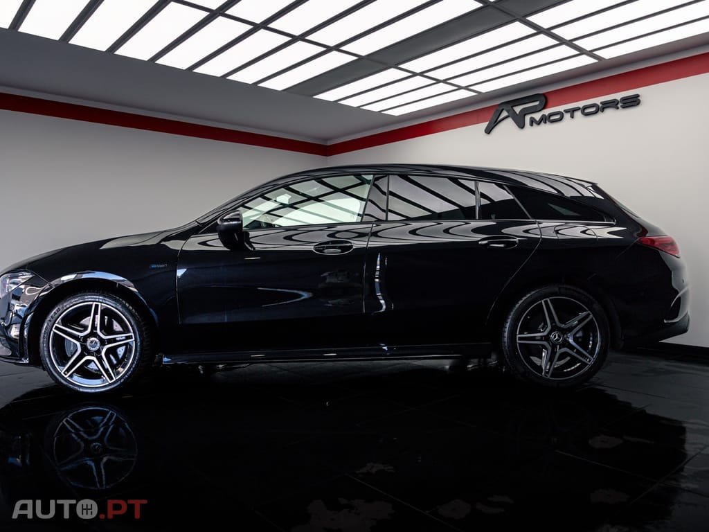 Mercedes-Benz CLA 250 e Shooting Brake AMG Line