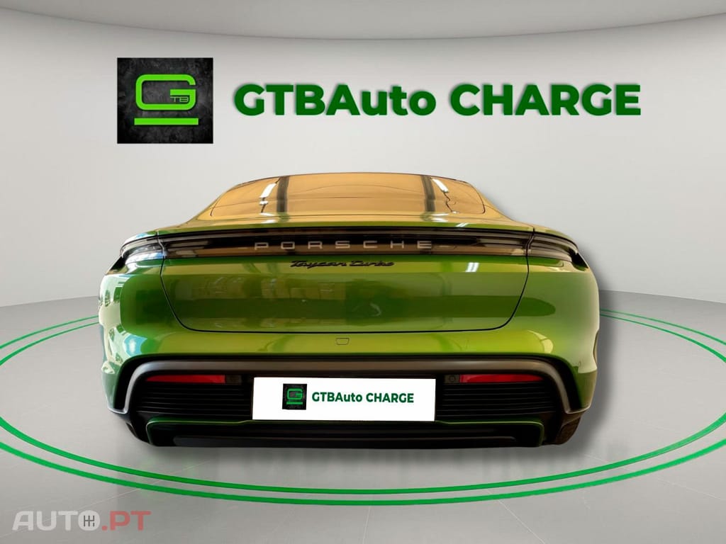 Porsche Taycan Turbo I.V.A DEDUTIVEL