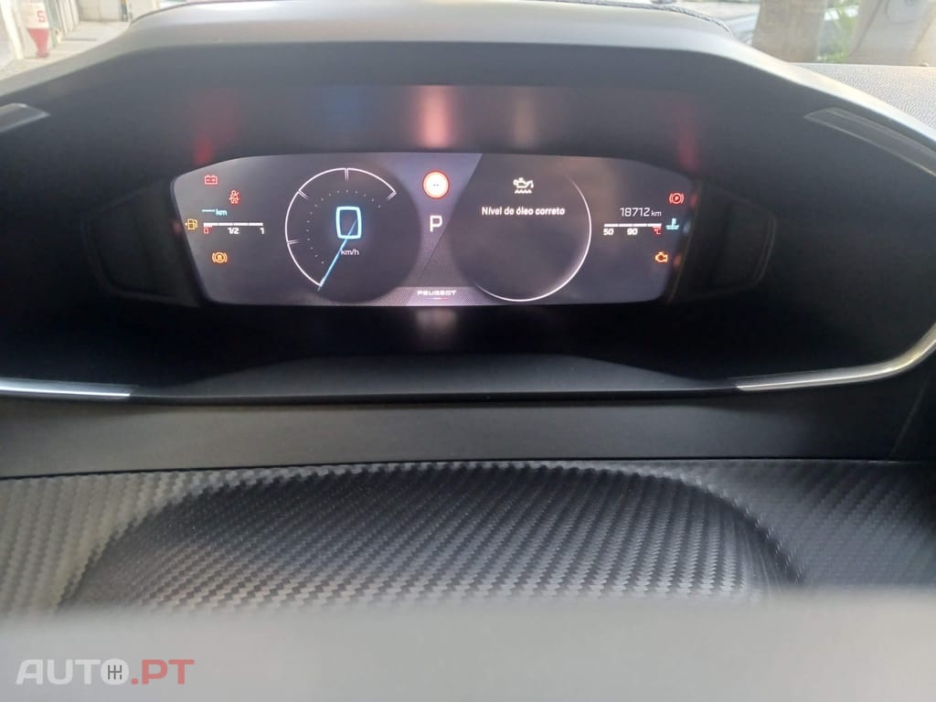 Peugeot 2008 1.2 Hybrid Allure e-DCS6