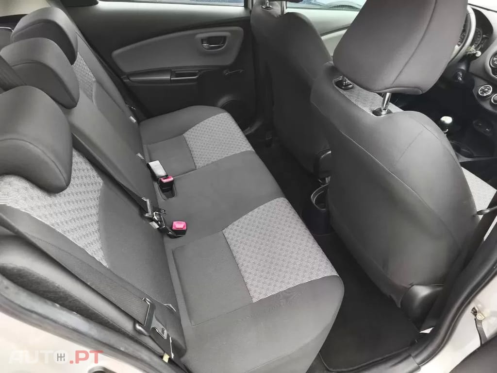 Toyota Yaris 1.4 D-4D Comfort 99g