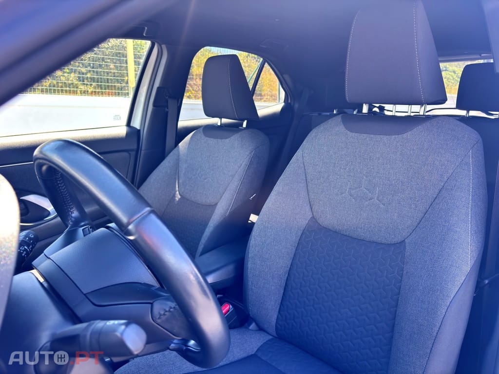 Toyota Yaris Cross 1.5 HDF Square Collection