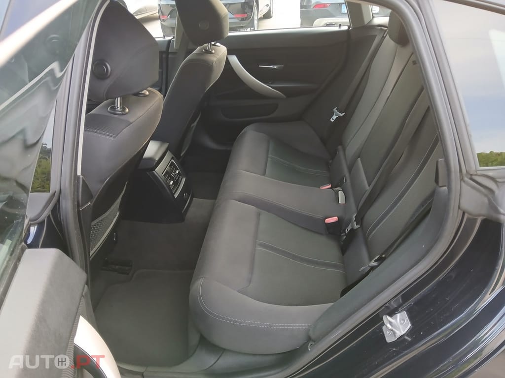 BMW 418 d Advantage Auto