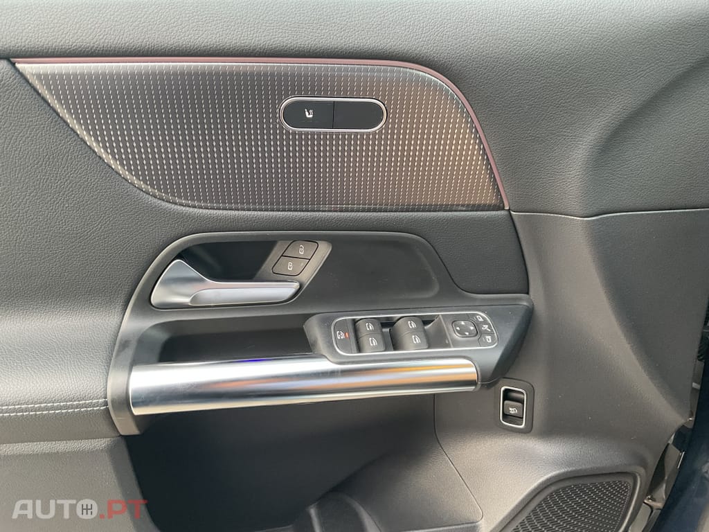 Mercedes-Benz EQA 250 Electric Art