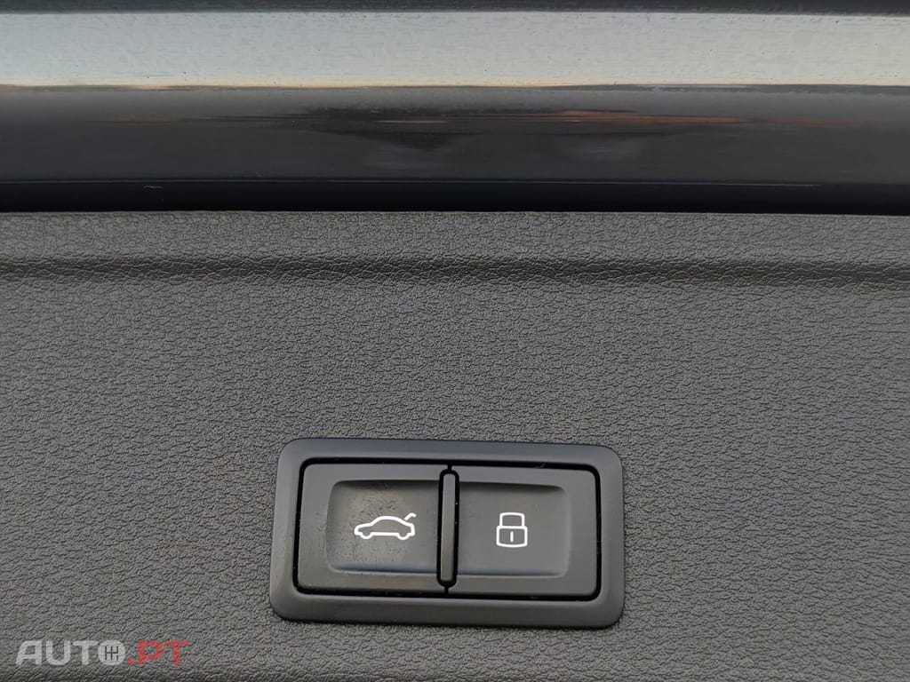 Audi A4 Avant 2.0 TDI quattro Advance S tronic