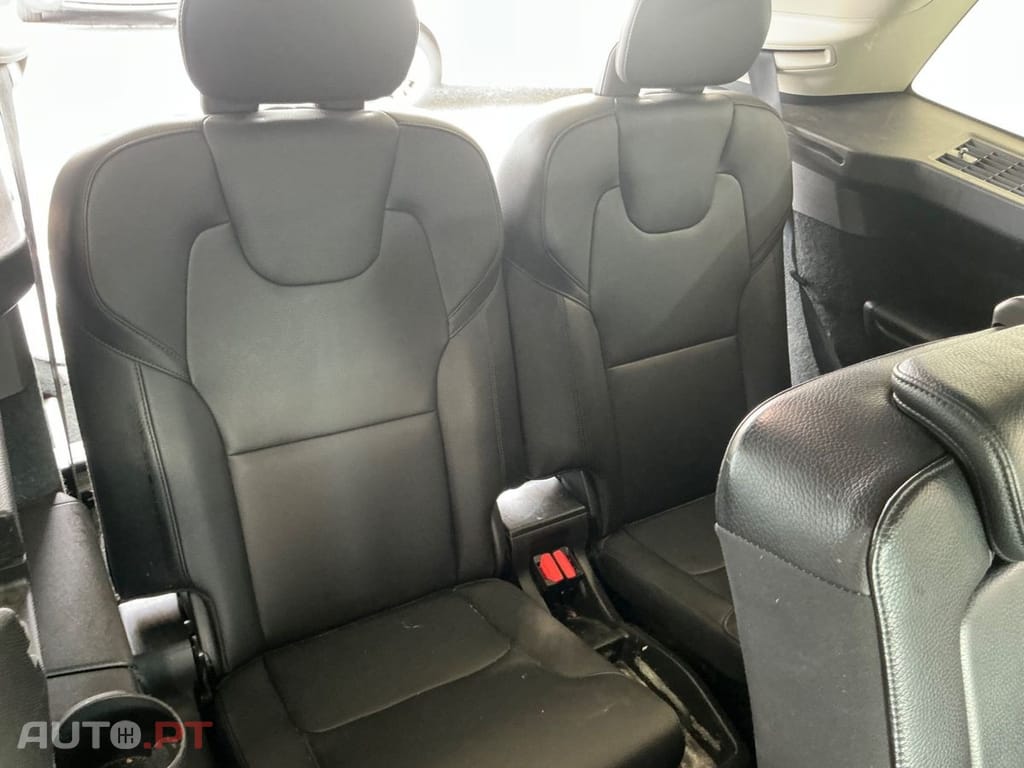 Volvo XC90 2.0 D4 Momentum