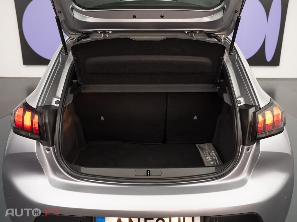 Peugeot E-208 50 kWh Active Pack