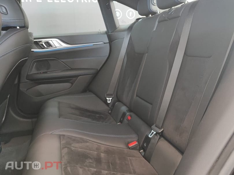 BMW i4 eDrive40 Desportiva M