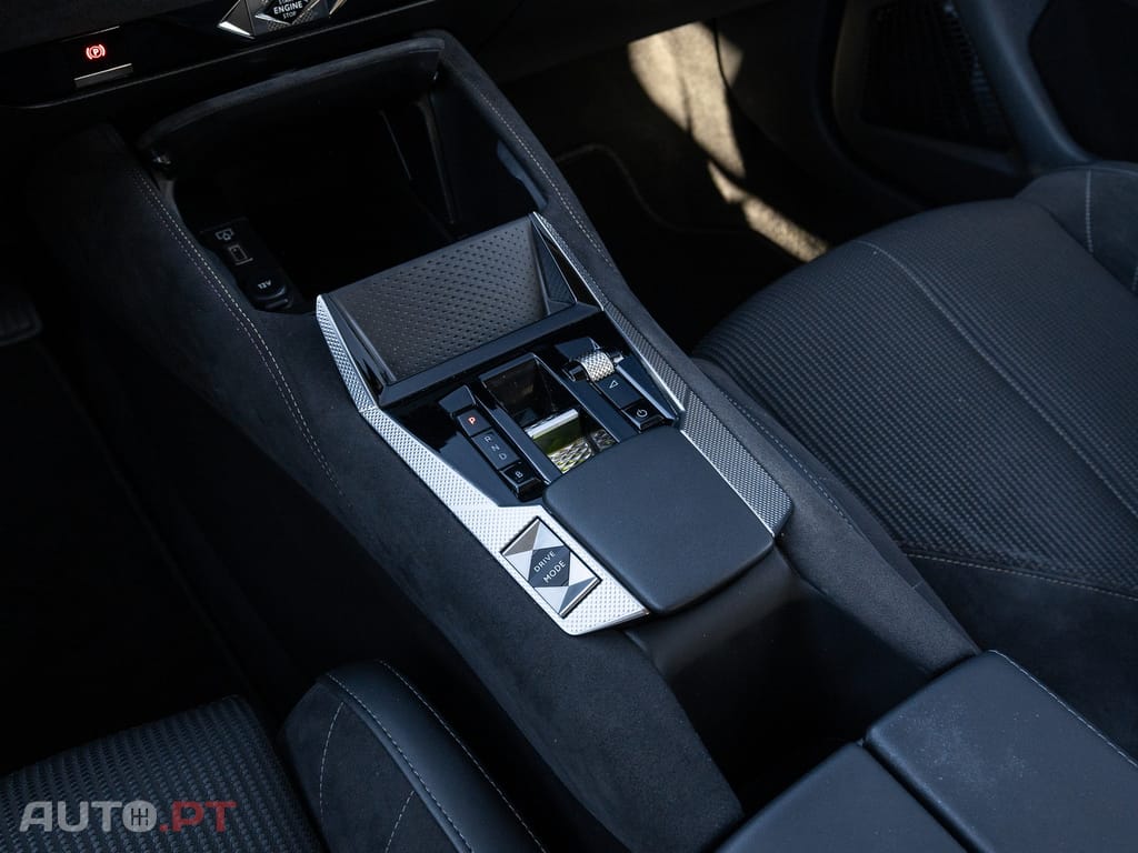 DS DS4 E-Tense Performance Line EAT8