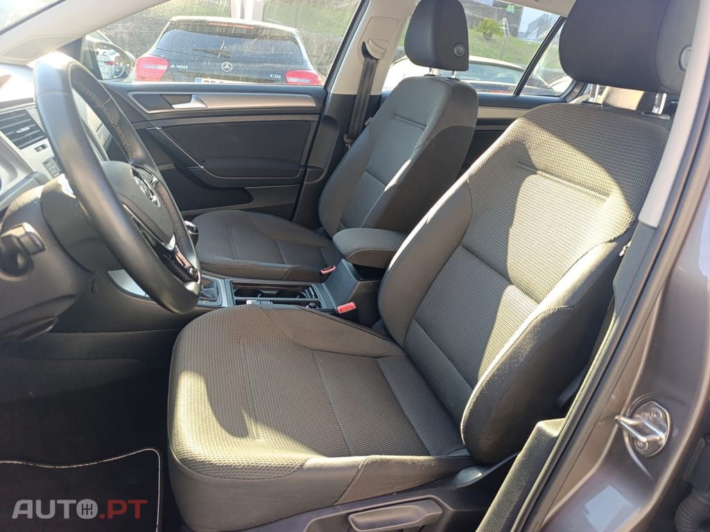 Volkswagen Golf 1.6 TDi GPS Edition Frotas