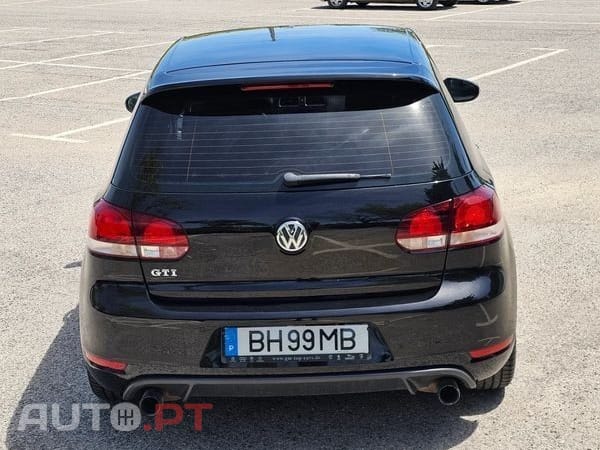 Volkswagen Golf 2.0 TSI GTI