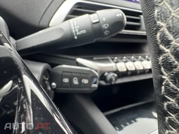 Peugeot 3008 1.5 BlueHDi Active Pack